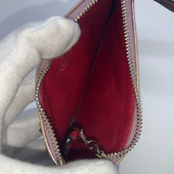 Valentino Pink Metallic Quilted Patent Rockstud Zip Pouch/Key cles - Picture 10 of 14